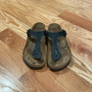 Birkenstocks Gizeh Birko Sandals